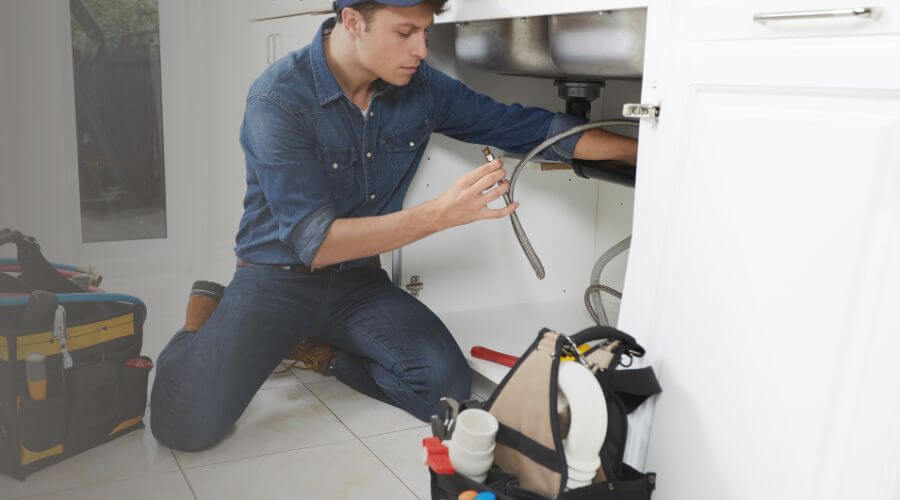 Expert burst pipe repair services in San Angelo, TX